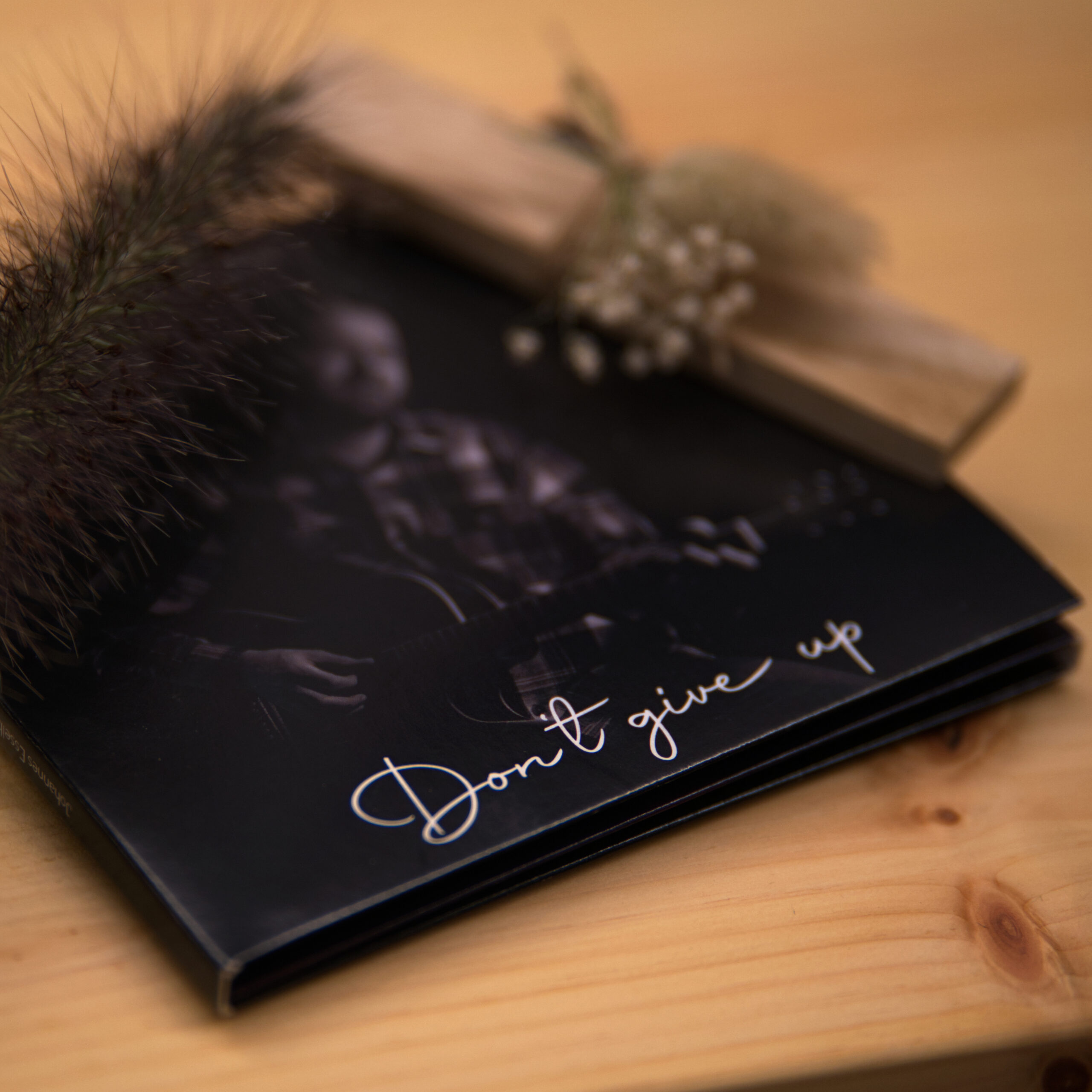 Don't Give Up - CD – Bild 7